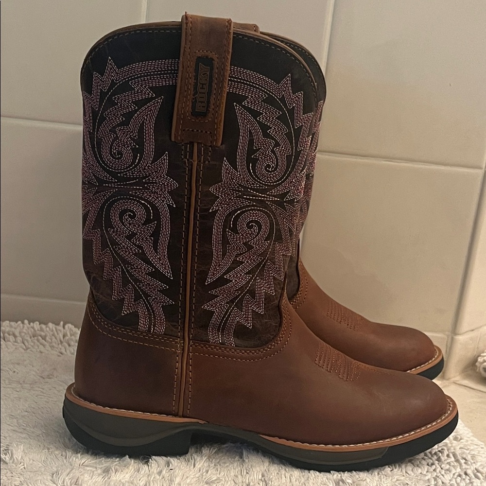 ROCKY Brown and pink stitching Boots Ladies Size 7.5M